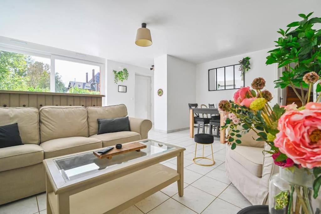 Logis Du Lys Appartement Boult-sur-Suippe Buitenkant foto